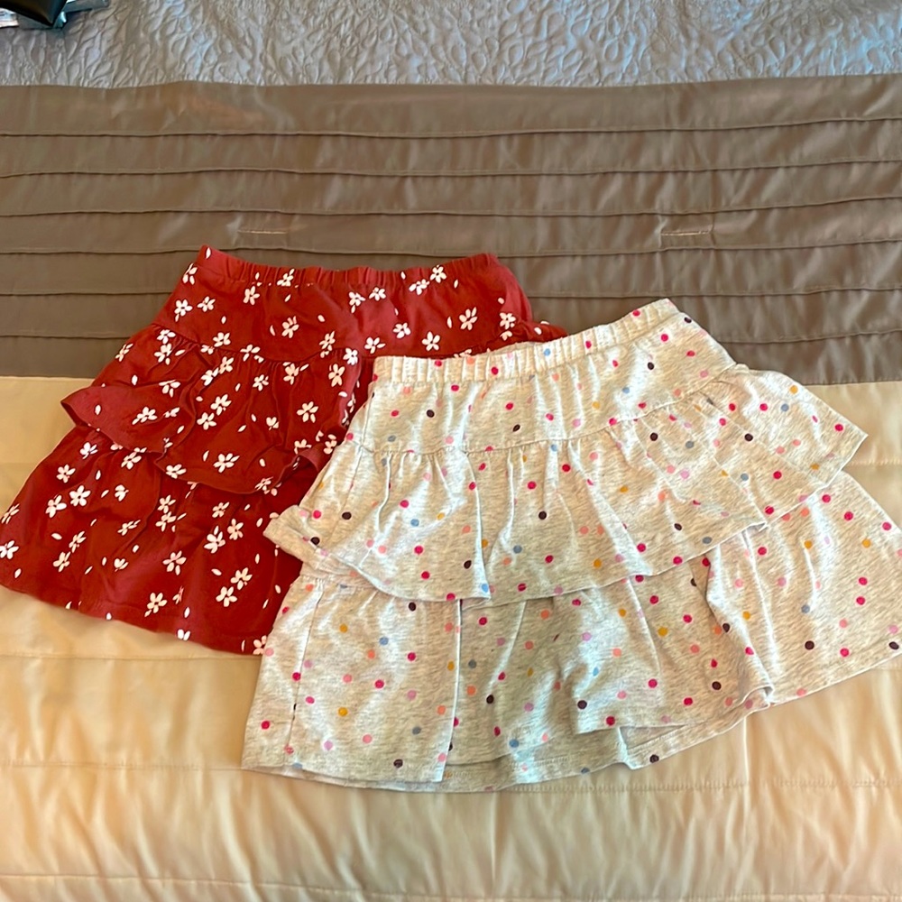 Girls size 8 ruffled skirts by Jumping beans. Perfect for summer!